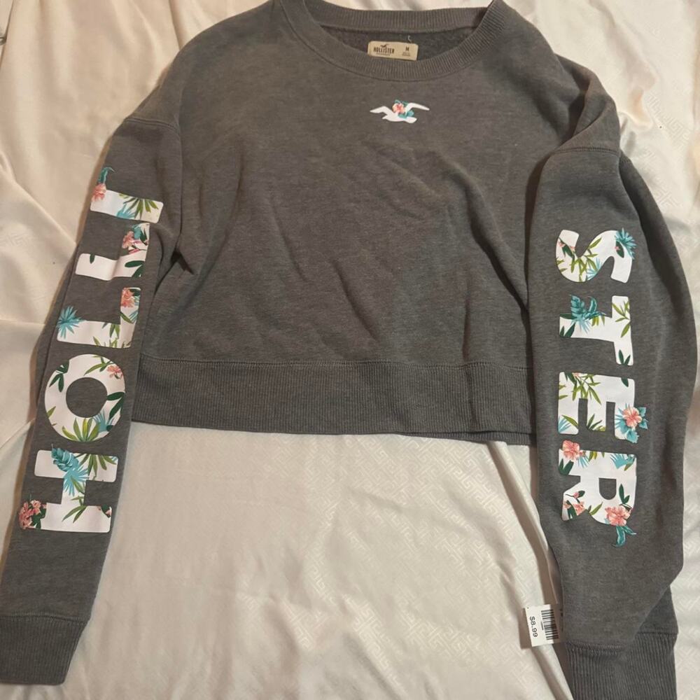 Hollister floral logo sleeve crewneck